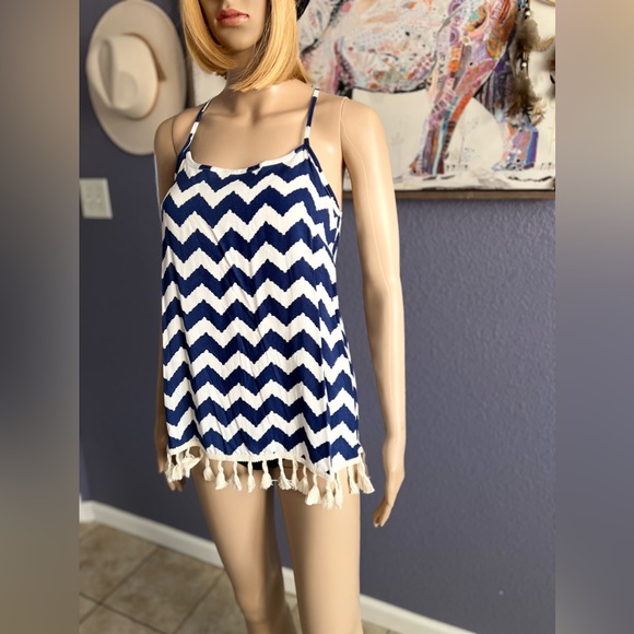 P.S.Kate Trim Tank - Picture 3 of 5